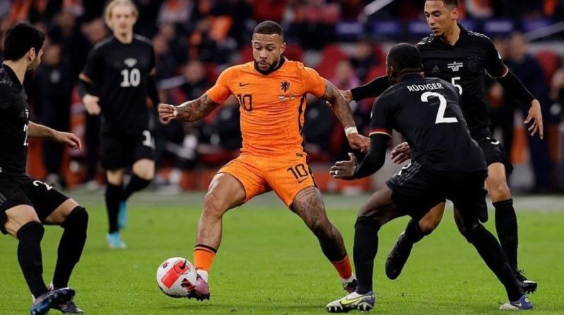 Заявка Нидерландов на чемпионат мира-2022 в Катаре. Ван Дейк, де Йонг, Депай в составе