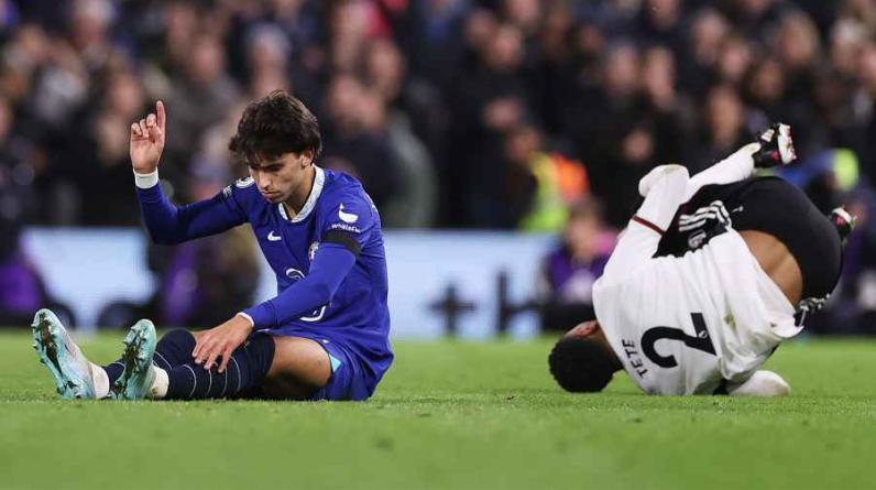 Жоау Феликс получил красную в дебютном матче АПЛ за «Челси». Это первый случай в истории клуба